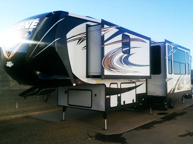 RV With Detailing